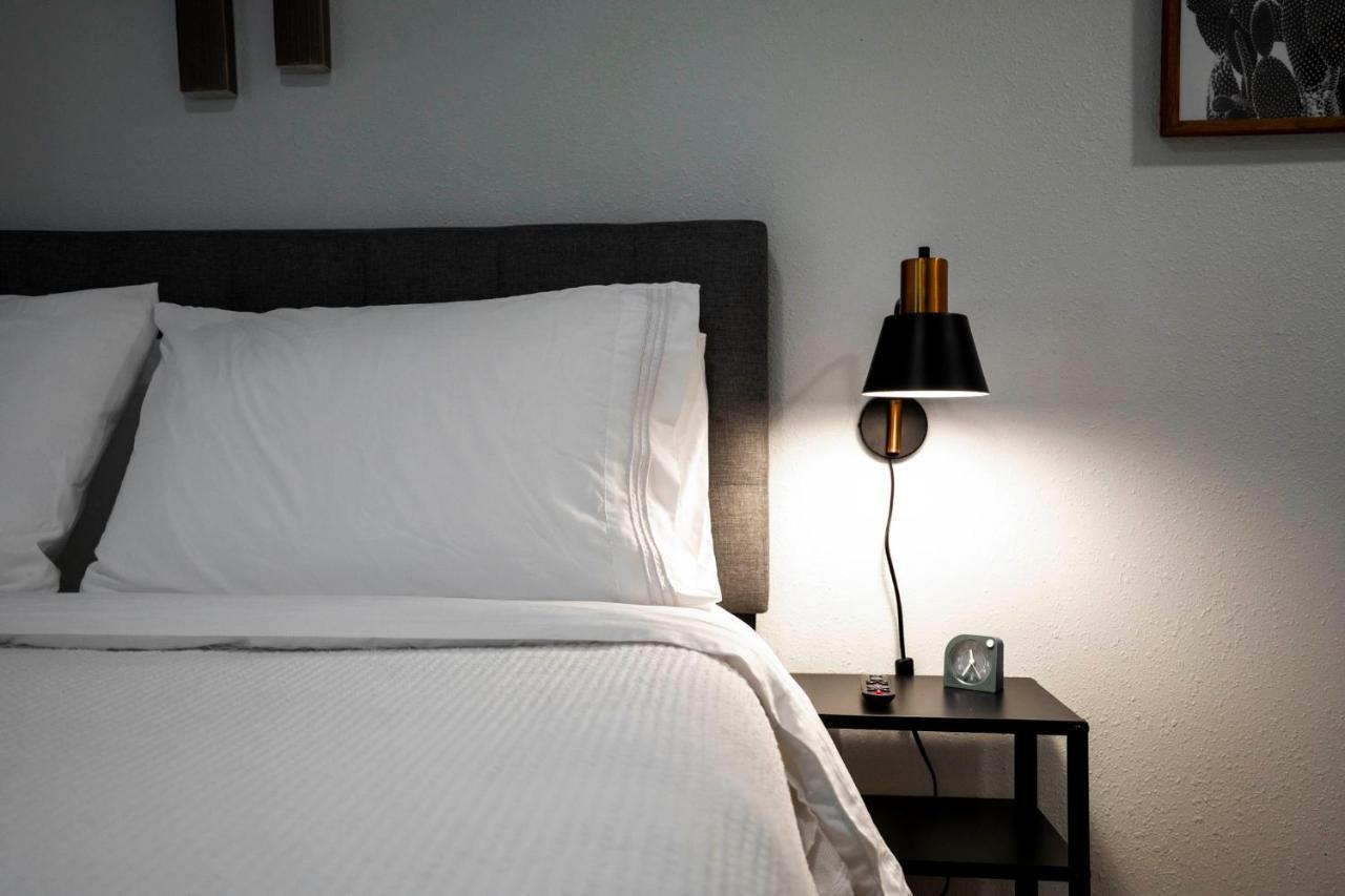 New! The Yellow Door- Downtown Wimberley W/ River Access 外观 照片